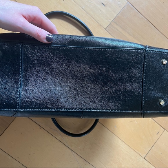 Like New Tory Burch black patent tote bag purse - Picture 3 of 10